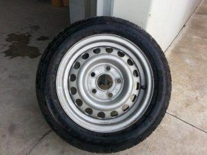 Rueda 195/50 R13C 104/101N