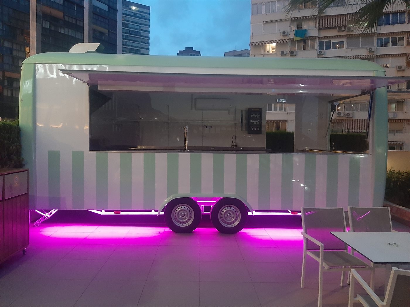 Food Truck AXEL En Benidorm Para Hotel Princesa 1