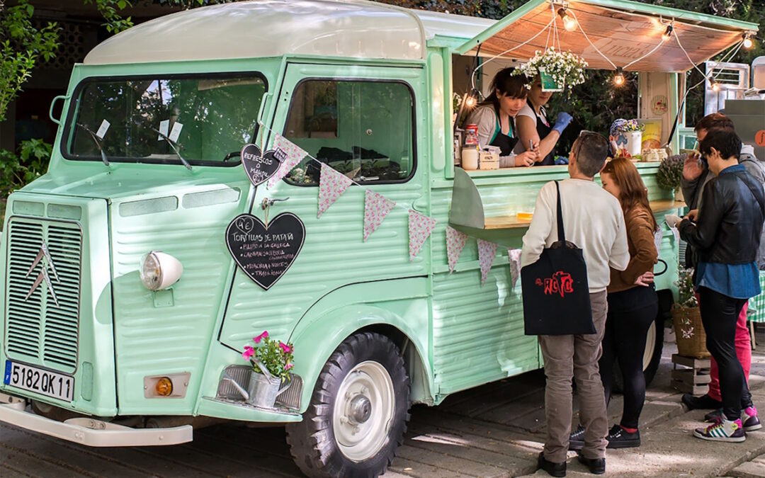 Food trucks y comunidad: cómo una cocina con ruedas puede transformar barrios y pueblos